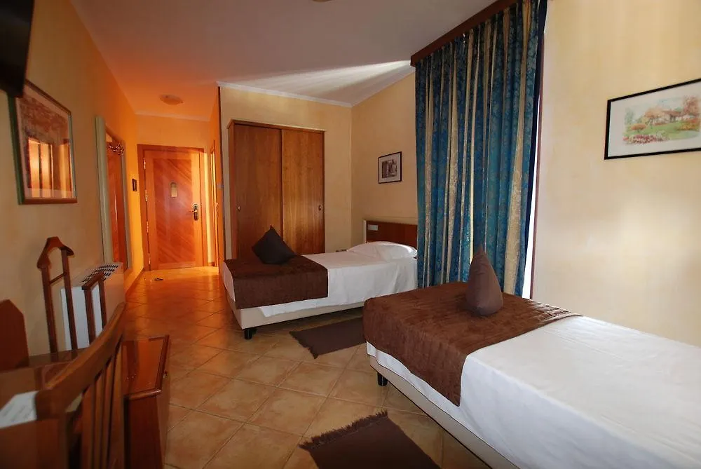 Hotel Lenotel