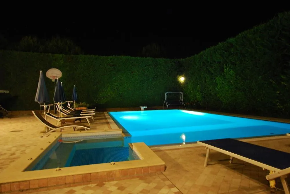 ***  Hotel Lenotel Italia